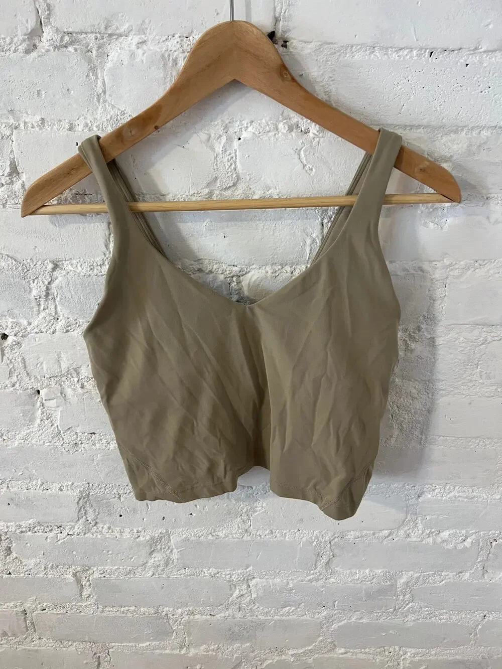 Lululemon Women's V-Neck Tight Align Tank Top Sleeveless Stretch Green Size 8